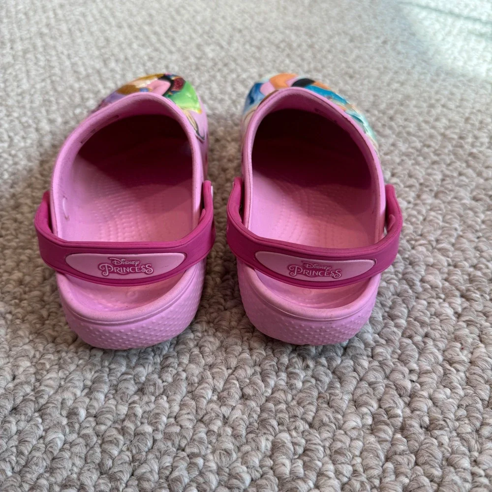 CROCS great normal